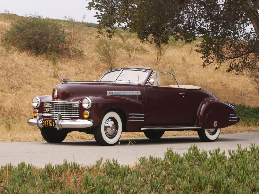  Cadillac Sixty-Two Convertible Coupe 1941 года  (фото 14 из 26)